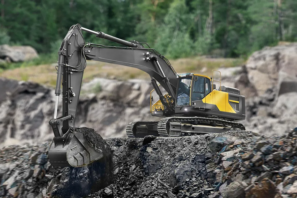 Экскаваторы в аренду для строительных и земляных работ